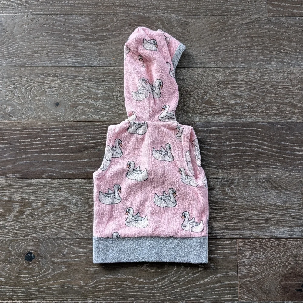 Monica + Andy Pink Swan Terry Sleeveless Hooded Baby Outfit Set Size 6-12 Months